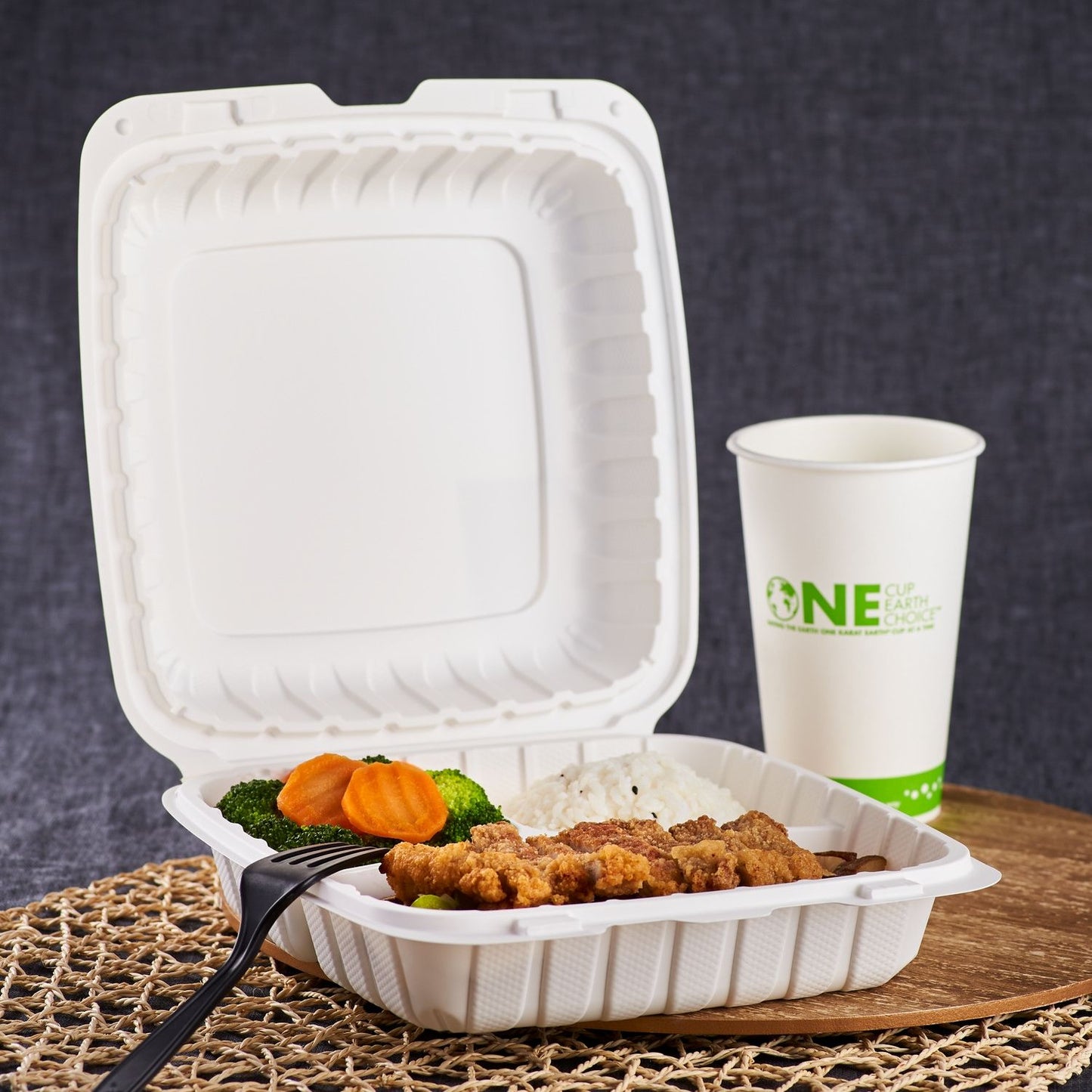 Jumbo White 3 Compartment Carry Out Boxes - 9"x9" Mineral Filled Hinged Food Containers - Karat Earth 120 ct-Karat